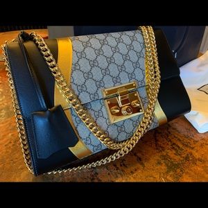 Authentic Gucci Medium Padlock Shoulder Bag